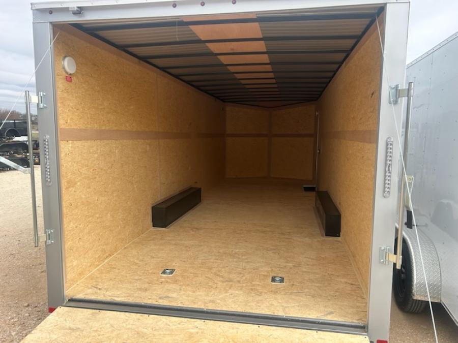 85X2 85X24 V NOSE ENCLOSED STD RAMP DOOR 10K BY CARRY ON Image 4