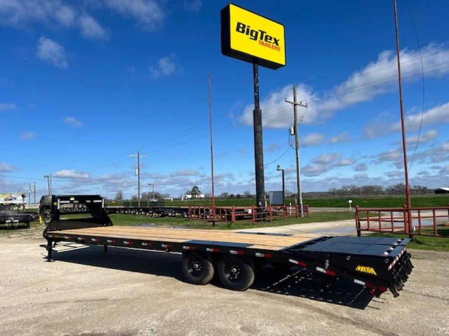 Big Tex 14GN, Gooseneck, 102" x 30', 15.9K, Dovetail, Mega Ramps Image 0