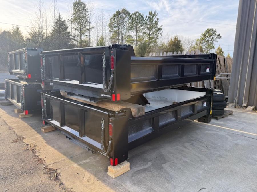 CMTB  CM DB-WTB DUMP 11 RDS WITH HOIST RIGID SIDES Image 0