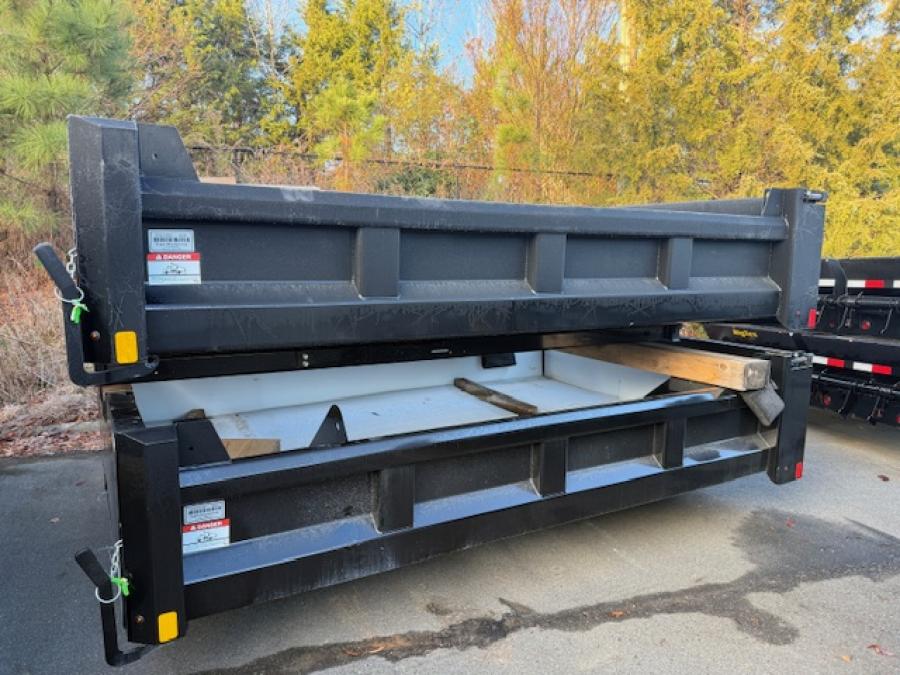 CMTB  CM DB-WTB DUMP 11 RDS WITH HOIST RIGID SIDES Image 0