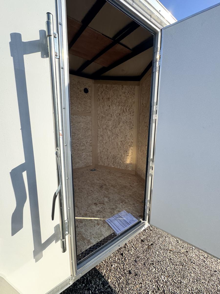 RDLX RDLX 6 x 10 SA FLAT TOP WEDG ENCLOSED TRAILER BY RC Image 2