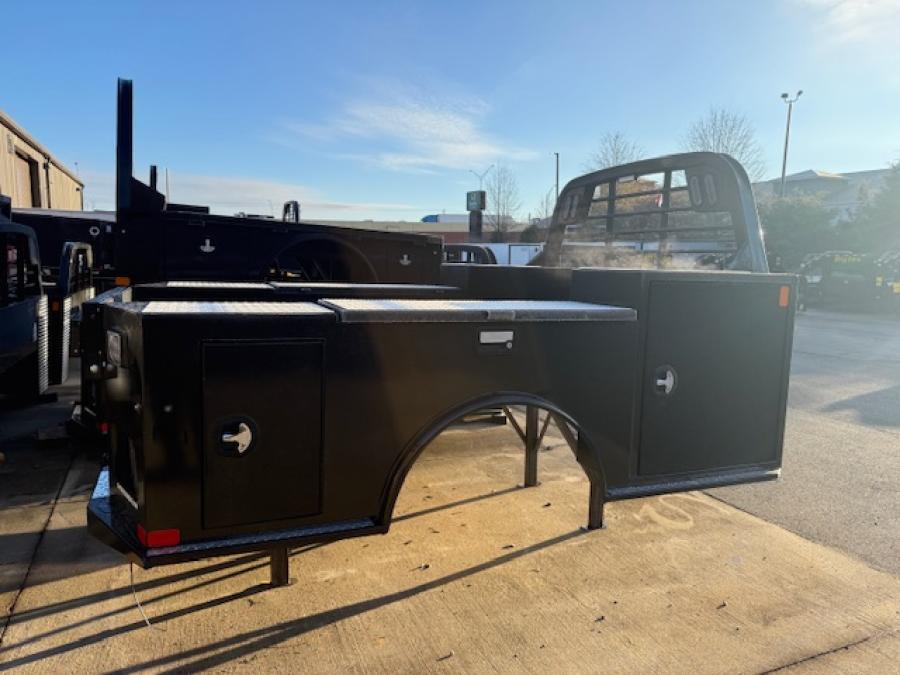 CM TM BED 94″ L X 94″ W X 60″ CA X 34″ RUNNERS image 0