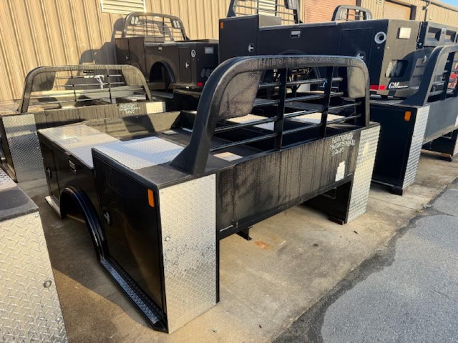 CM TM BED 94″ L X 94″ W X 60″ CA X 34″ RUNNERS image 0