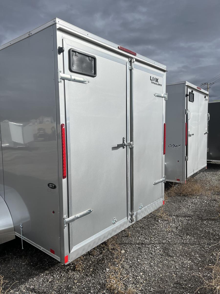 K841 7X16 OUTBACK DLX FLAT TOP VNOSE ENCLOSED CARGO 7K Image 0