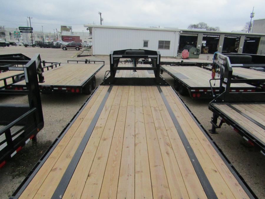 PJ TRAILERS LQS3 PJ 32FT GN EB2  14k ST DECK SI TOOLBOX Image 1
