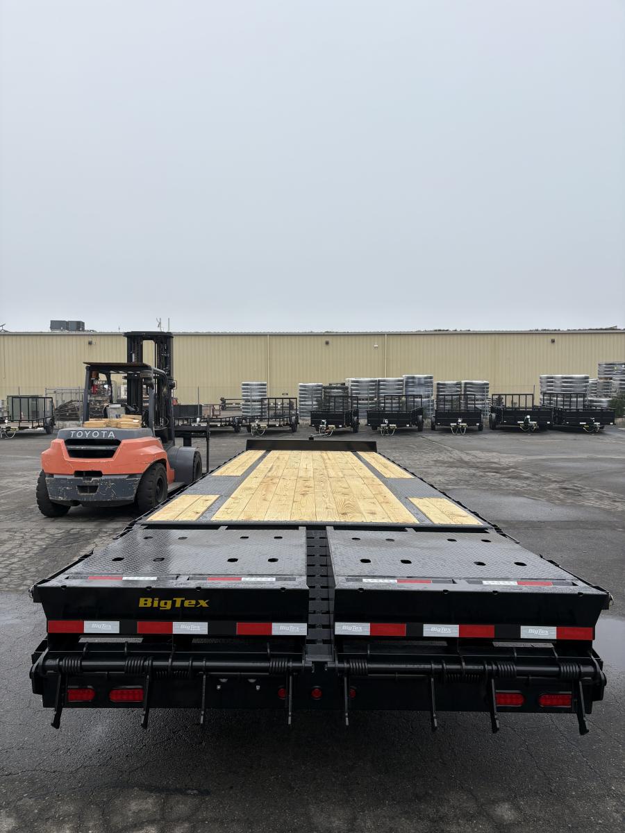 Big Tex 14PH, Pintle, 102″ x 25′, 15.9K, Dovetail, Mega Ramps Image 1