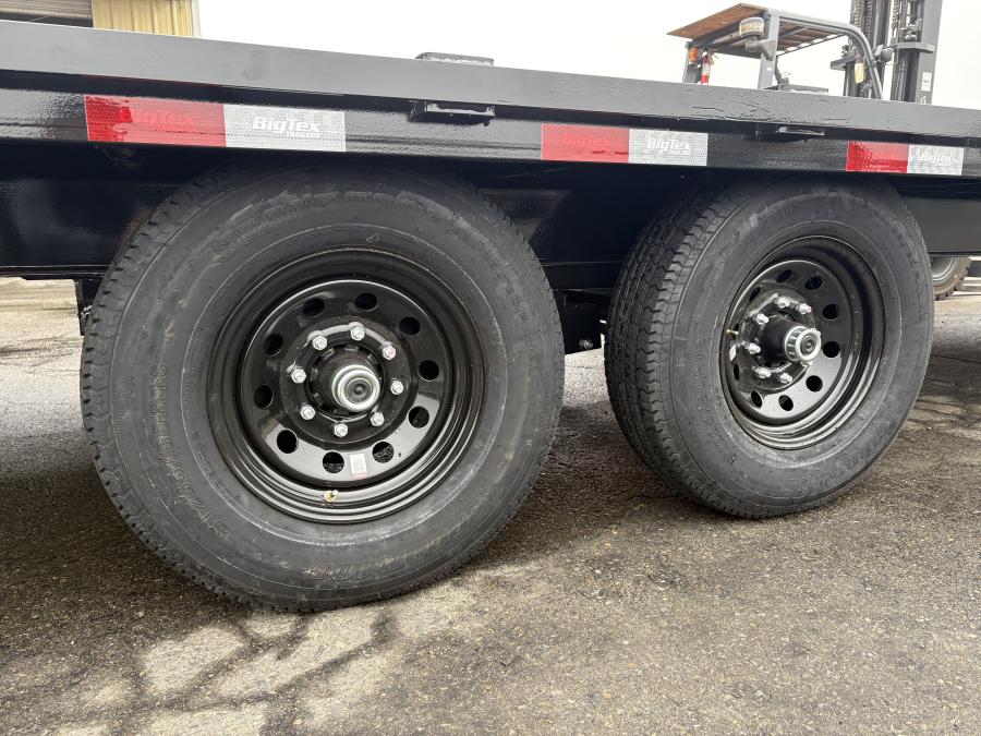 Big Tex 14PH, Pintle, 102″ x 25′, 15.9K, Dovetail, Mega Ramps Image 2