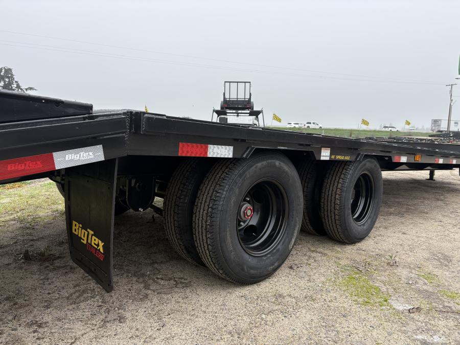 Big Tex 22PH, Pintle, 102″ x 25′, 23.9K, Dovetail, Mega Ramps Image 2