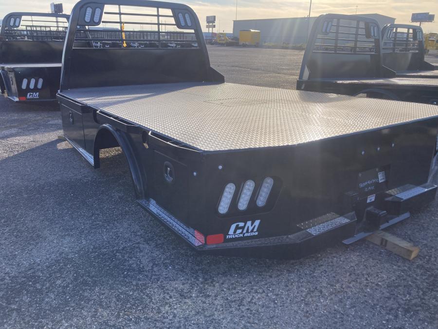 CM SK SKIRTED BED 86″ L X 84″ W X 57″ CA X 42″ RUNNERS Image 0