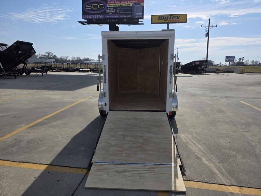 STAS STALL 5X8 SA WHITE RD STD 6HT Image 2