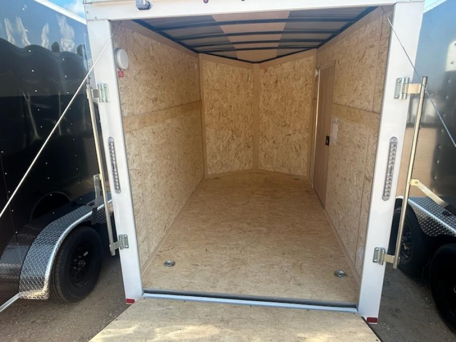 6X10 6X10 V NOSE ENCLOSED STD RAMP DOOR 3K BY CARRY ON Image 4