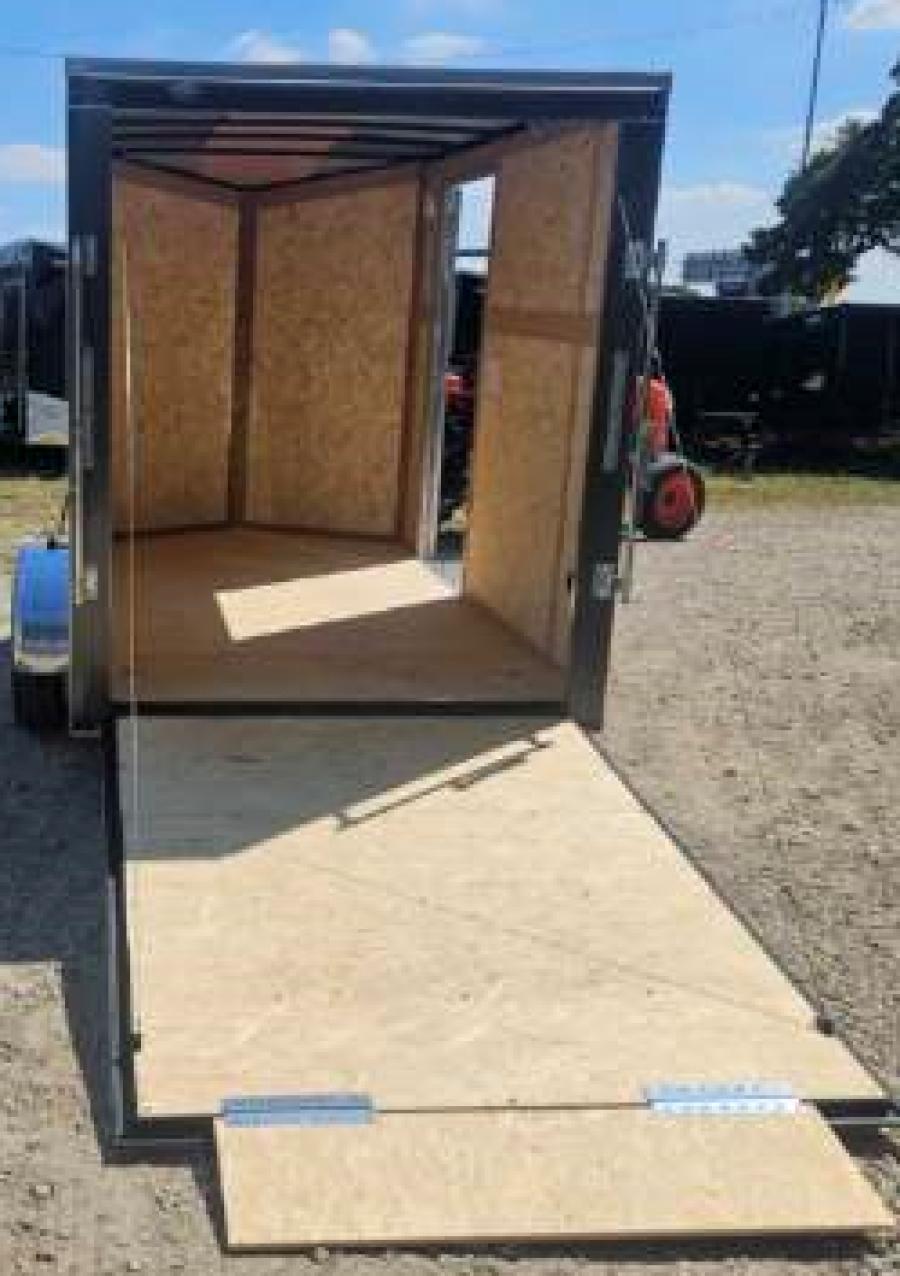 6X10 CARRY-ON 6X10 ENCLOSED 3K RD S Image 1