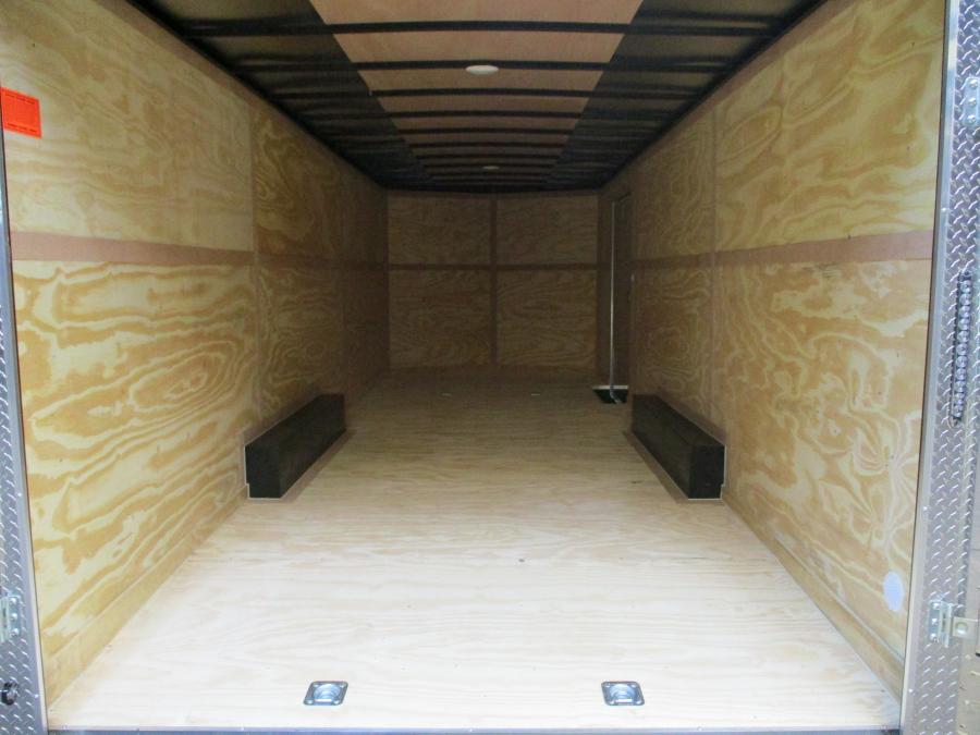 VHW8.5X24 ENCLOSED TRL, 6'10", 54" X-TNG, SIDE BLINKER, RAMP, WHITE Image 2