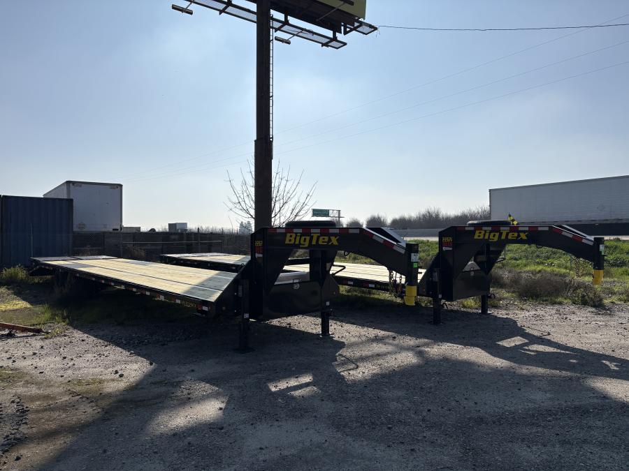 Big Tex 22GN, Gooseneck, 102" x 40', 23.9K, Dovetail, Mega Ramps Image 0