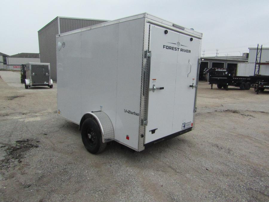 VHW6 6X10 ENCLOSED RAMP DOOR WHITE Image 1