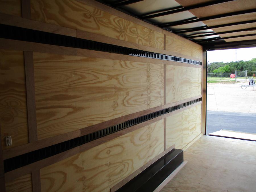 VHG8 8.5X32,EB2,SD/FL/BL,RD,24SG, 2DL,2 ROWS,ETRACK,NO D/T,710" Image 6