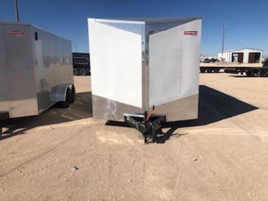 85X2 CARRY-ON 85X24 ENCLOSED 10K RD Image 0