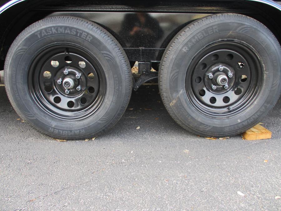 TOP HAT 16X83RA07, 24" SOILD SIDES, 4' RAMP GATE Image 4