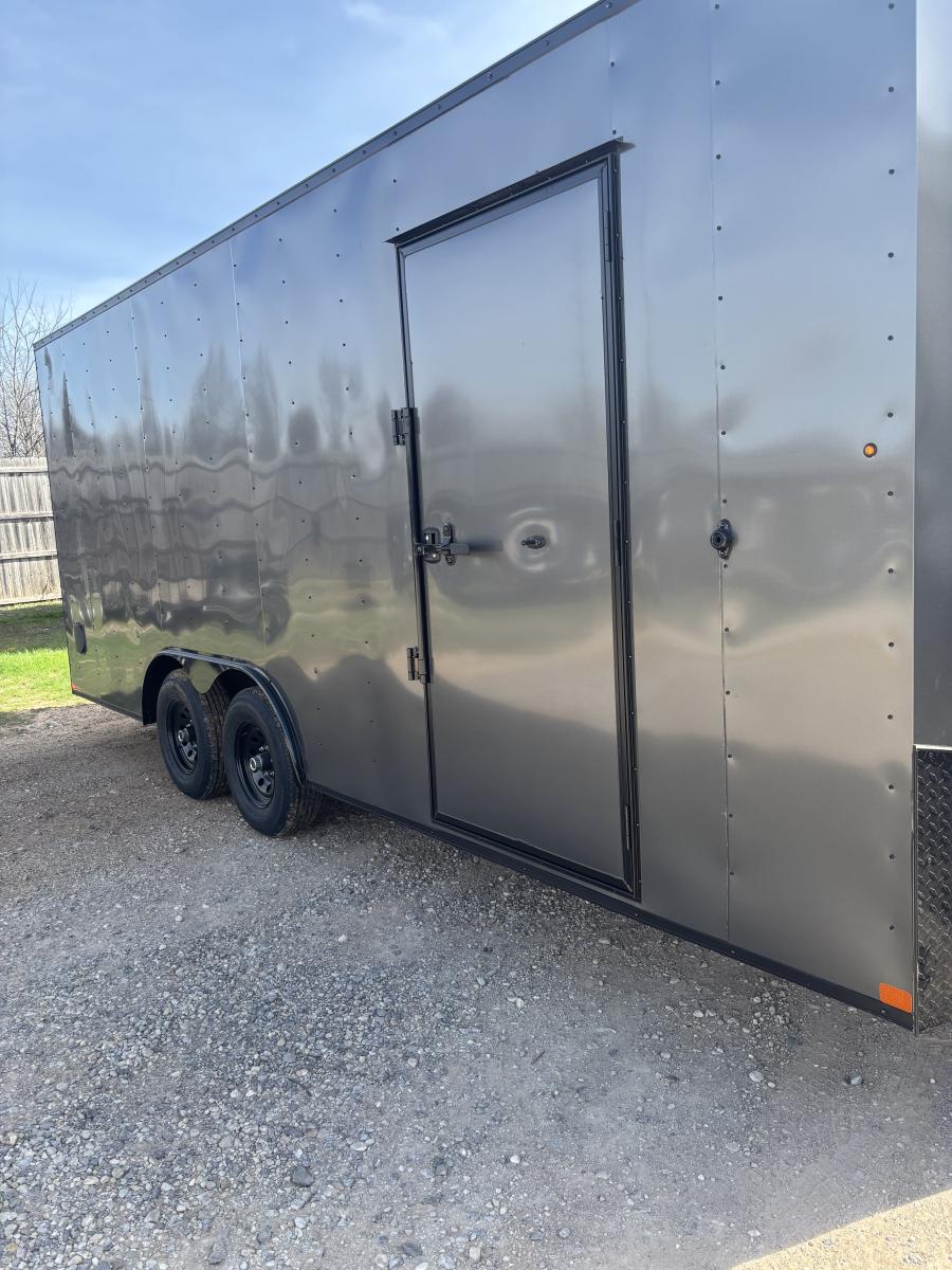 85X20 CARRY-ON 85X20 ENCLOSED 10K RD Image 2