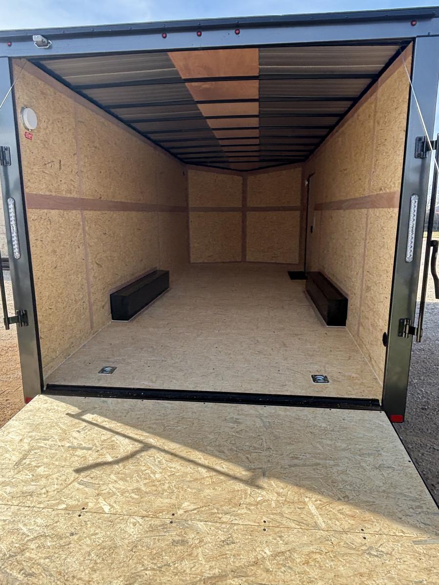 85X20 CARRY-ON 85X20 ENCLOSED 10K RD Image 3