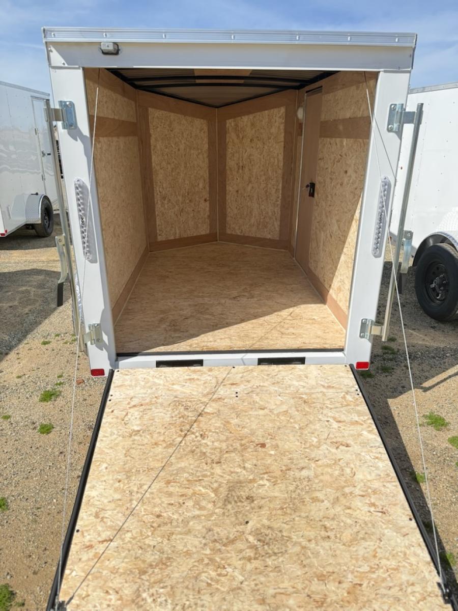 5X8C 5X8 V NOSE ENCLOSED STD RAMP DOOR 3K BY CARRY ON Image 2