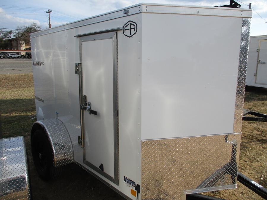 VHW5X8 ENCLOSED RAMP DOOR WHITE Image 0