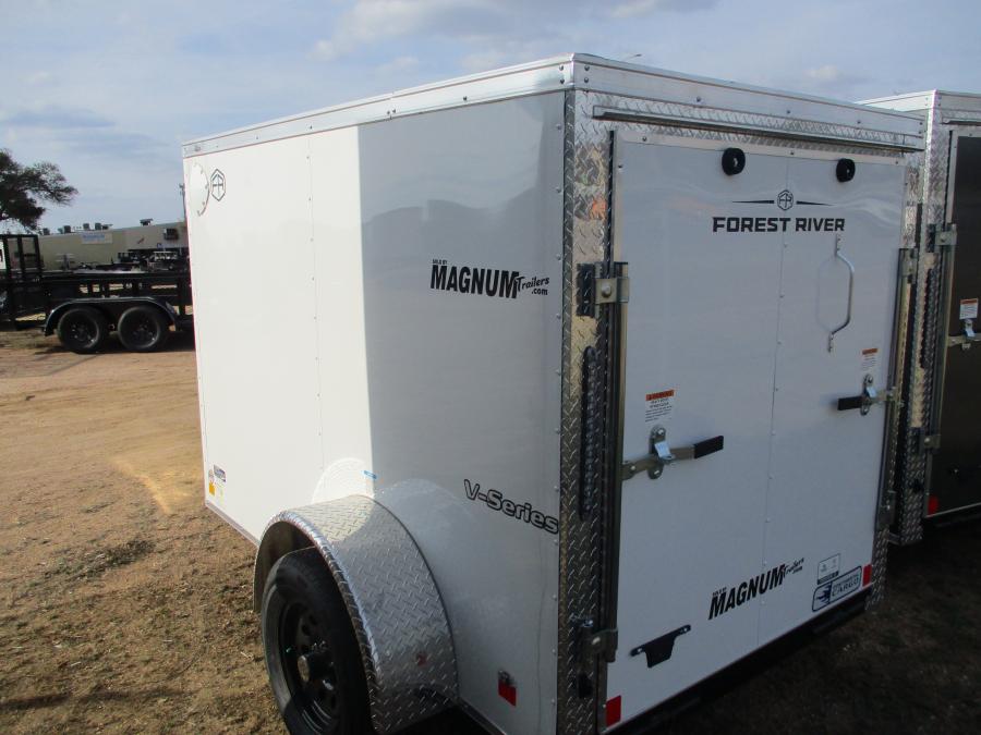 VHW5X8 ENCLOSED RAMP DOOR WHITE Image 1