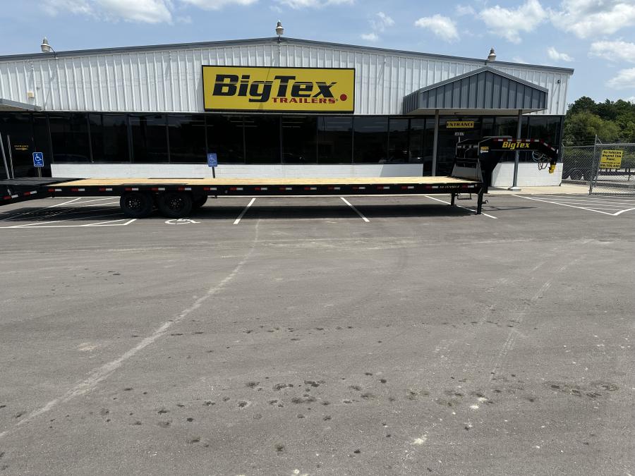 Big Tex 16GN, Gooseneck, 102" x 40', 17.5K, Dovetail, Mega Ramps Image 0