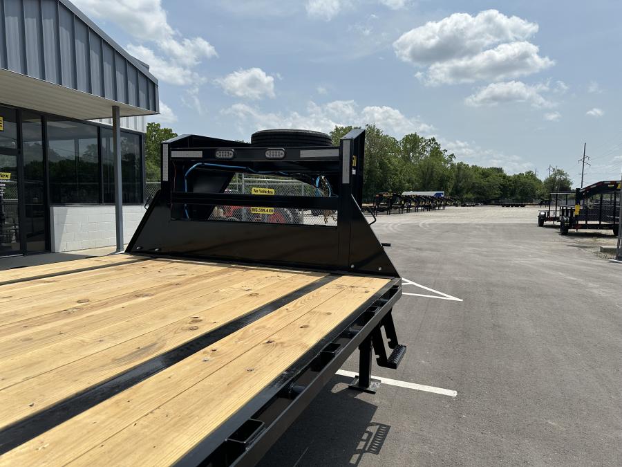 Big Tex 16GN, Gooseneck, 102" x 40', 17.5K, Dovetail, Mega Ramps Image 7
