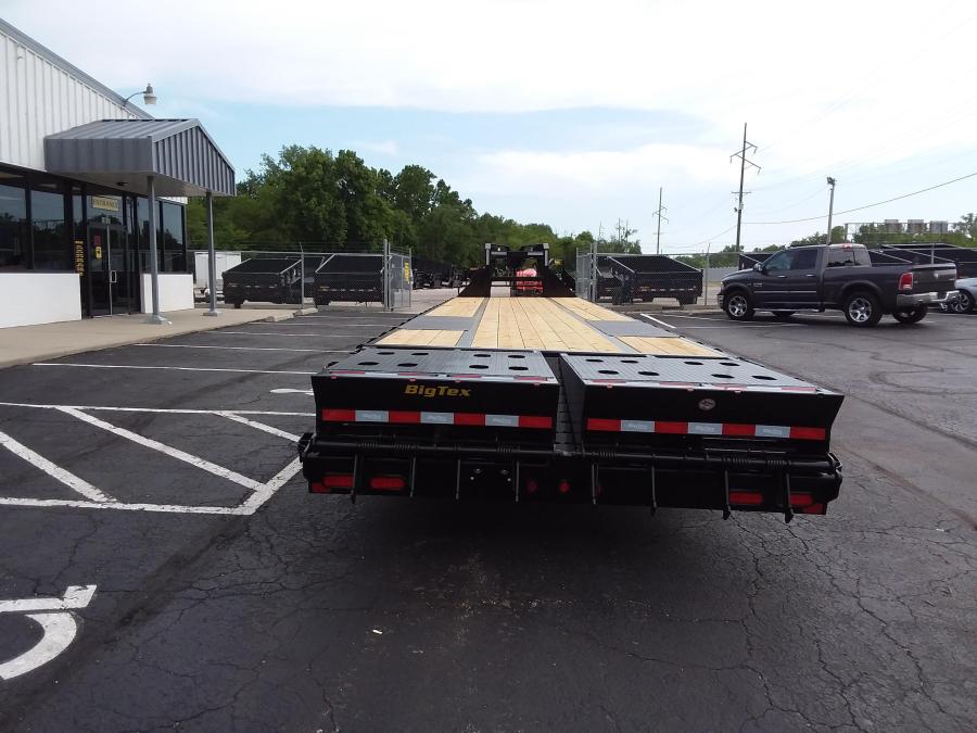 Big Tex 25GN, Gooseneck, 102" x 40', 25.9K, Dovetail, Mega Ramps Image 1