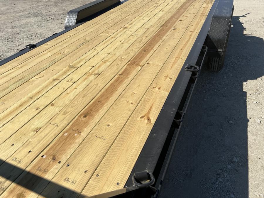 Big Tex 14EH 83" x 20 Tandem Axle Equipment Trailer - Gooseneck Image 8