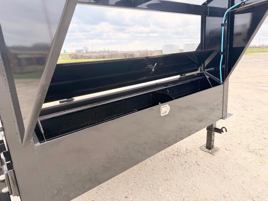 Big Tex 14EH 83" x 24 Tandem Axle Equipment Trailer - Gooseneck Image 7