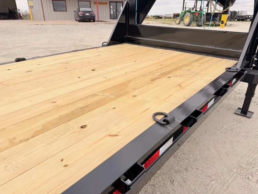 Big Tex 14EH 83" x 24 Tandem Axle Equipment Trailer - Gooseneck Image 8