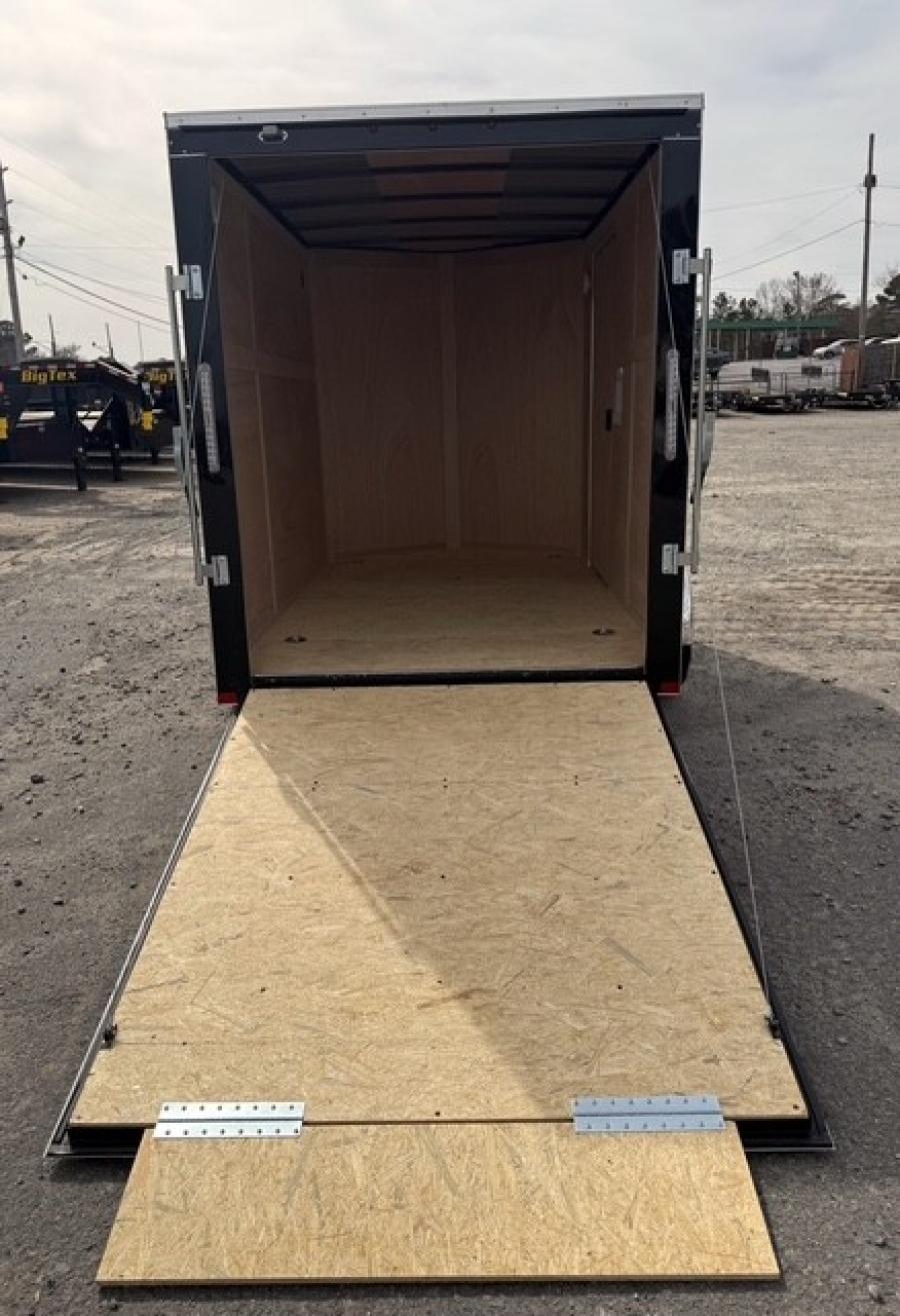 6X10 CARRY-ON 6X10 ENCLOSED 3K RD B Image 1