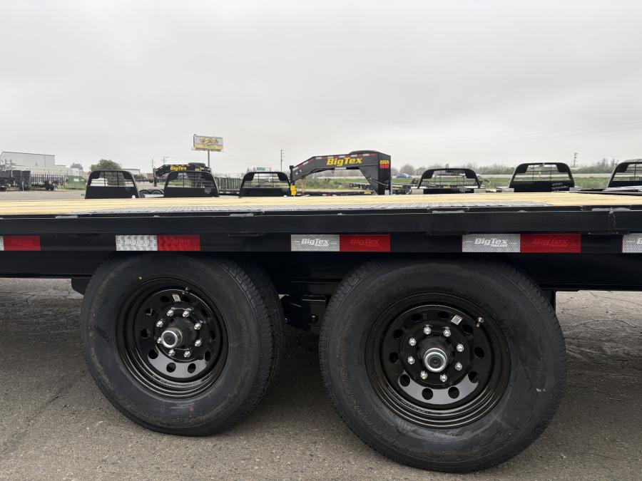 Big Tex 14GN, Gooseneck, 102" x 25', 15.9K, Dovetail, Mega Ramps Image 2