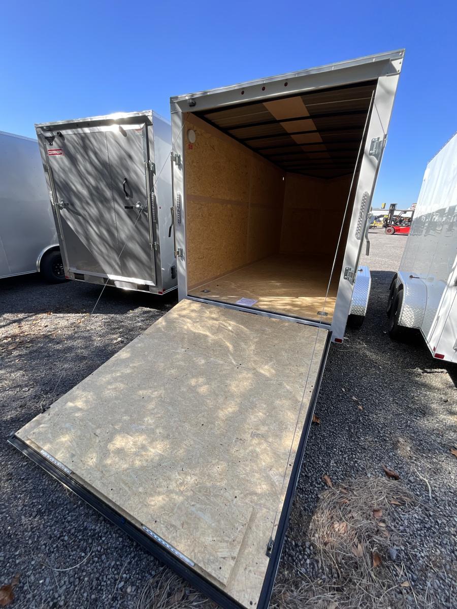 7X16 CARRY-ON 7X16 ENCLOSED 7K RD W Image 4
