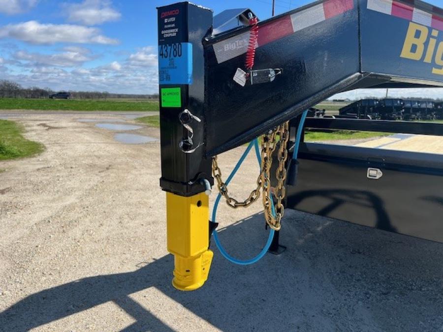 Big Tex 14GN, Gooseneck, 102″ x 30′, 15.9K, Dovetail, Mega Ramps Image 3