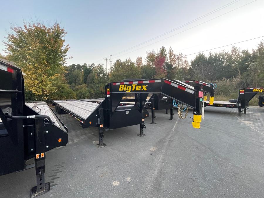 Big Tex 22GN, Gooseneck, 102" x 25', 23.9K, Dovetail, Mega Ramps Image 0