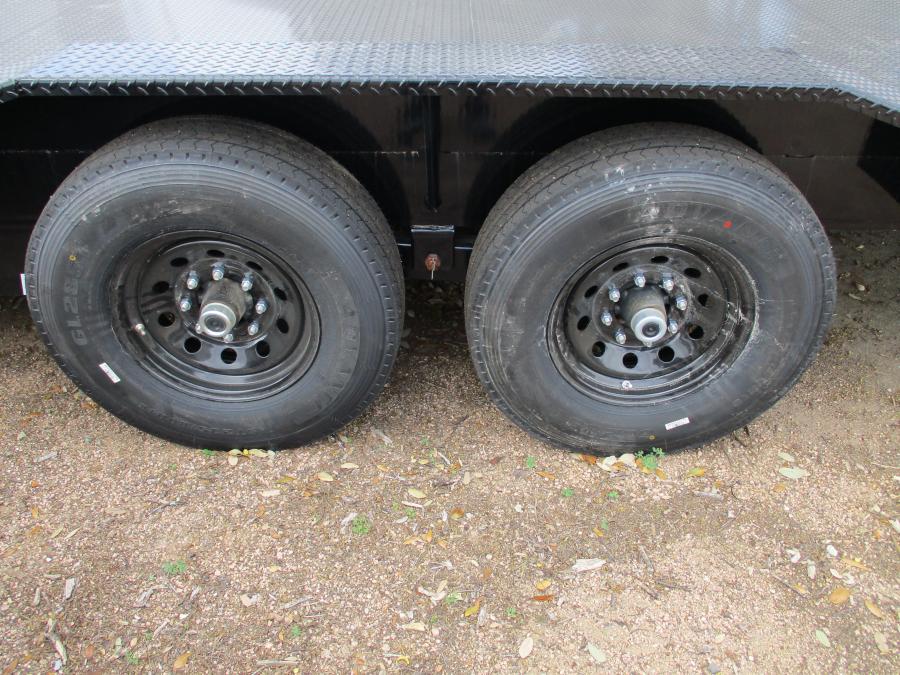 PJ TRAILERS B8J30X102 14K BP SP 14PLY LRG STR DCK TB WP SF 11GA SIR BK Image 5