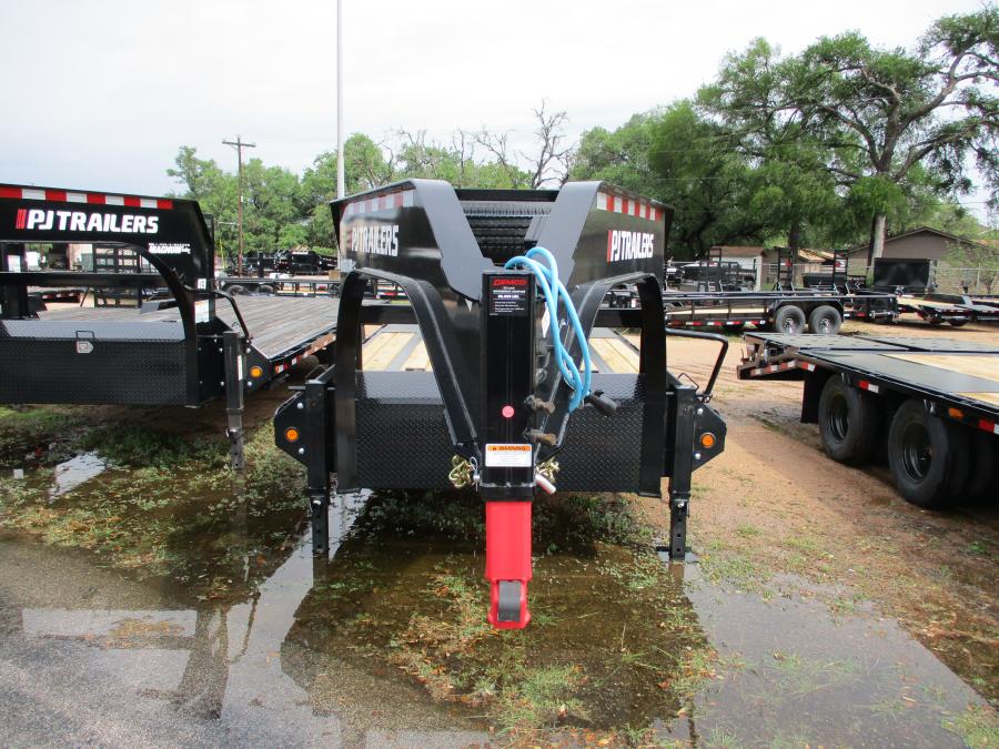 PJ LS, Gooseneck, 25′ x 108″, 15.6k, Dovetail Image 0