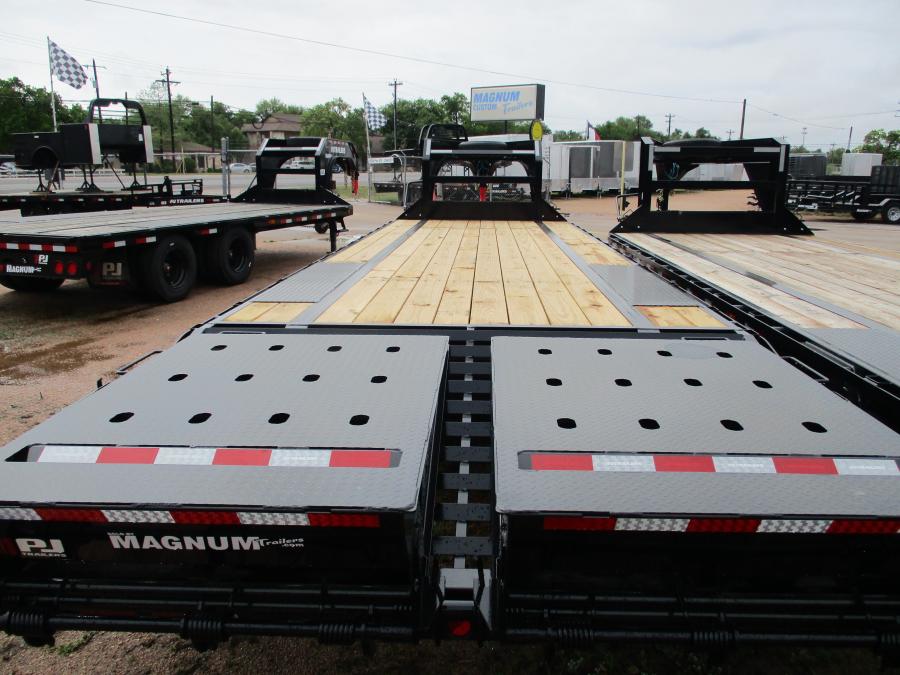 PJ LS, Gooseneck, 30' x 108", 15.6k, Dovetail Image 2