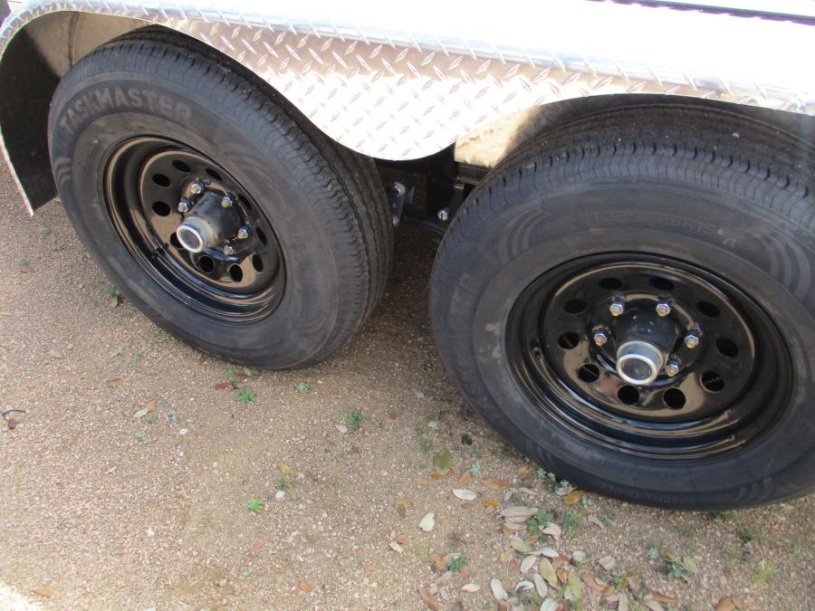 PJ TRAILERS ULA16 16X83" TNDM AXLE CHANNEL UTILITY SM, FOLD IN GATE Image 4