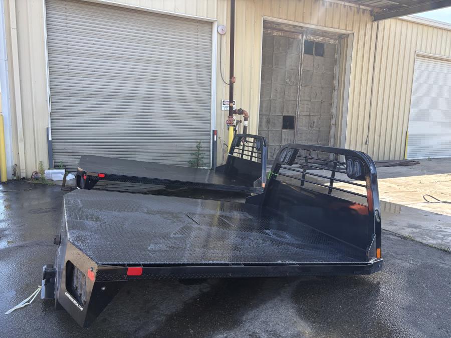 CM RD BED 94" L X 97" W X 60" CA X 34" RUNNERS Image 1