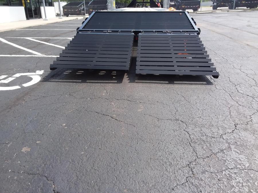 Big Tex 22GN, Gooseneck, 102" x 40', 23.9K, Dovetail, Mega Ramps Image 2
