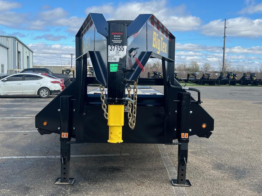 Big Tex 22GN, Gooseneck, 102" x 40', 23.9K, Dovetail, Mega Ramps Image 2