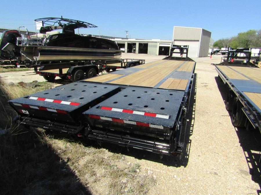 PJ LD, Gooseneck, 40' x 108", 25k, Dovetail, Ratchets w/ Slide Track Image 4
