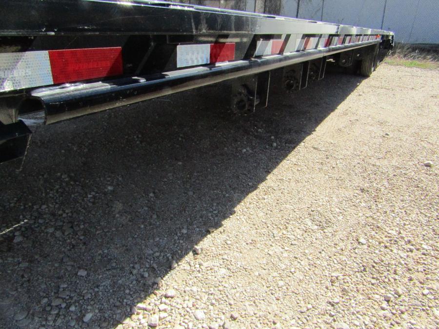 PJ LD, Gooseneck, 40' x 108", 25k, Dovetail, Ratchets w/ Slide Track Image 2