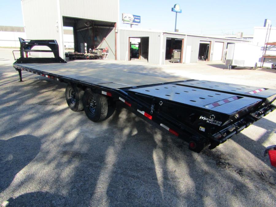 PJ LS, Gooseneck, 30' x 108", 15.6k, Dovetail Image 1