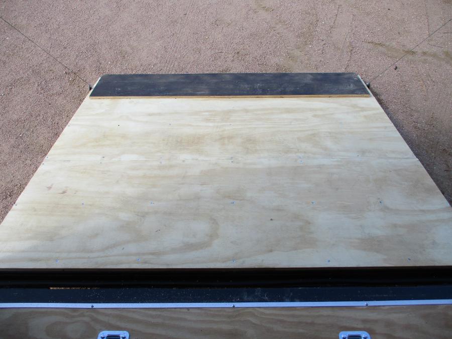 VHW85X24TA3-RDWH 6' 4" Image 9