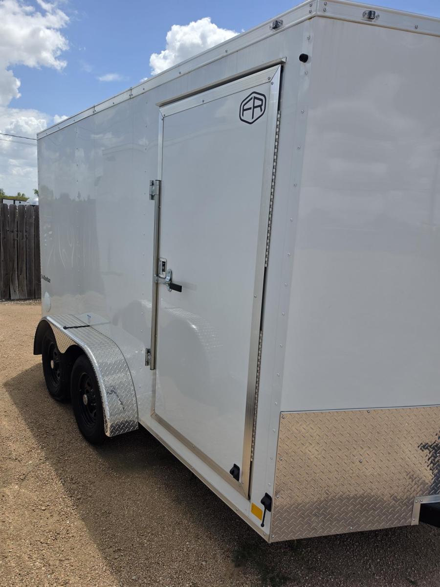 VHW7 7X12 ENCLOSED RAMP DOOR WHITE Image 0
